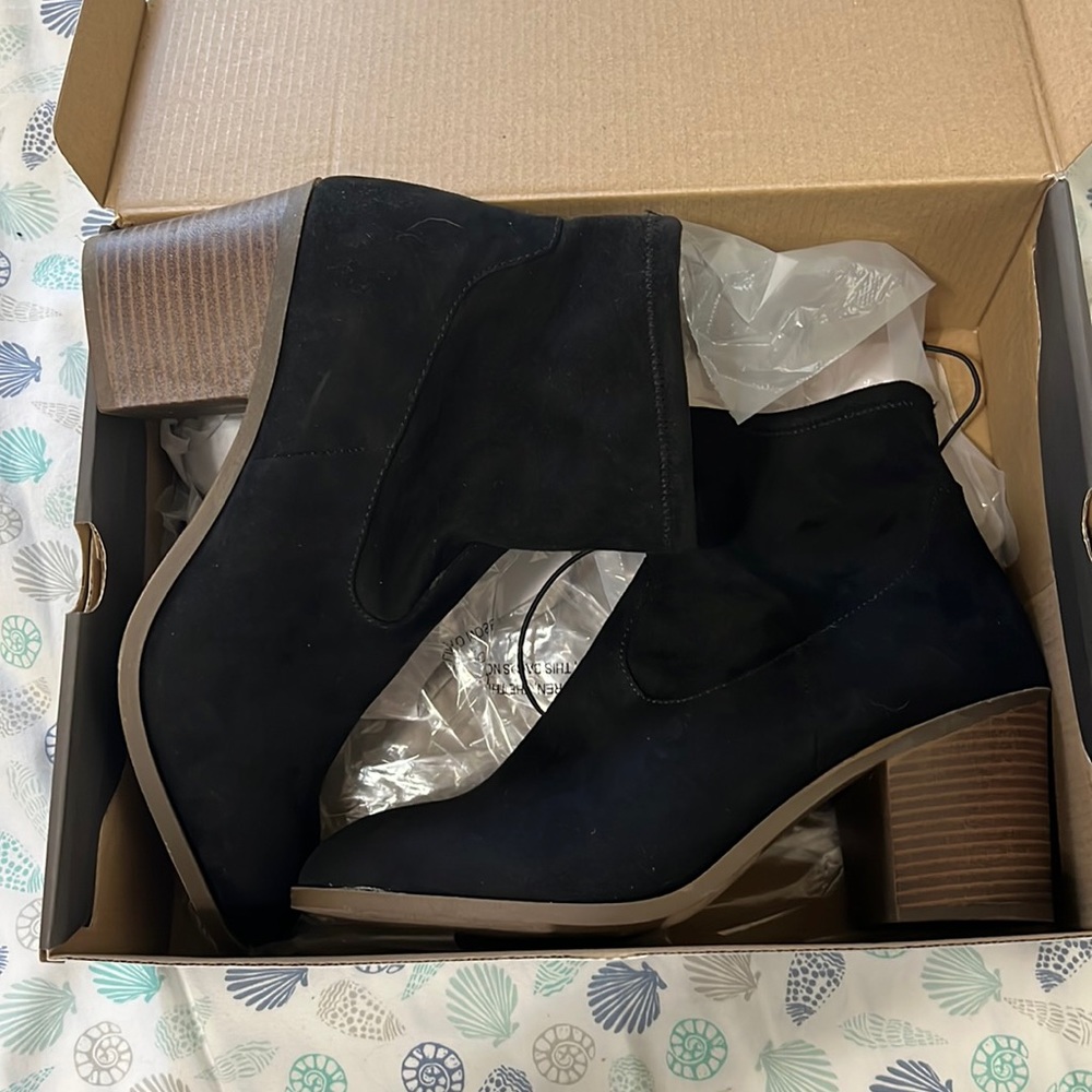 a.n.a black heeled boots